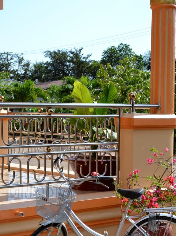 Kampot Manor Hotel Exterior foto