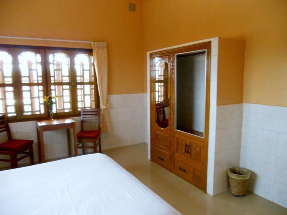 Kampot Manor Hotel Exterior foto