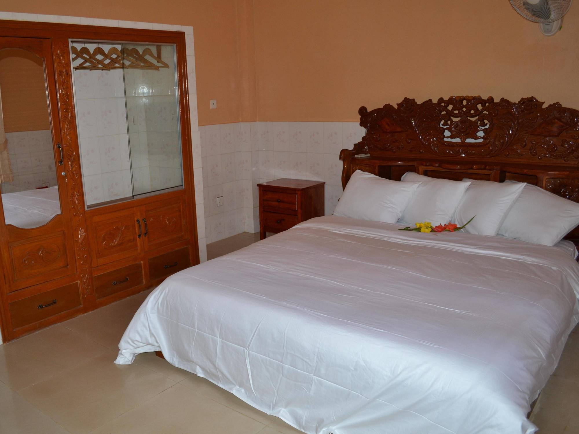 Kampot Manor Hotel Exterior foto